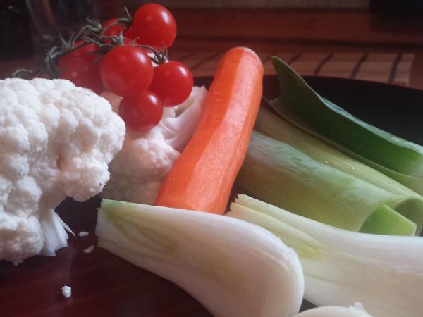 LCHF enolončnica s cvetačo